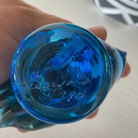 Vintage light blue Bluebird Of Happiness Glass Bird Leo Ward 1992 - Picture 6 of 8